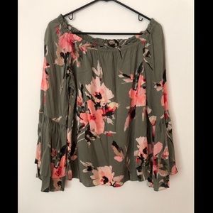 Floral long sleeve blouse